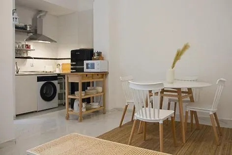 Cozy Apartment In A Typical Sevillian Patio House Séville