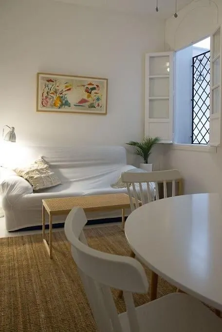 Cozy Apartment In A Typical Sevillian Patio House Seville